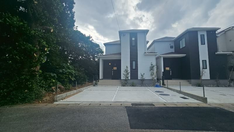 New 4LDK House for Sale in Uruma City, Okinawa - Thumbnail 2