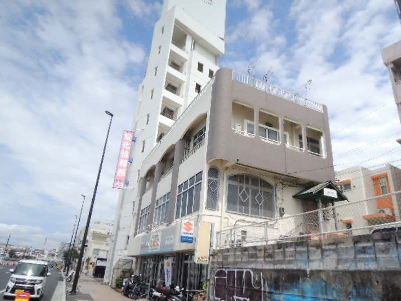 1DK Apartment for Rent in Urasoe, Okinawa - 35,000 Yen - Thumbnail 3