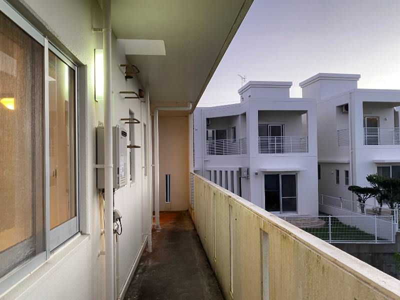 3LDK Apartment for Rent in Yomitan, Okinawa with Ocean View - Thumbnail 2
