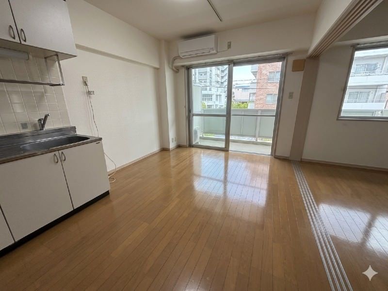 Isao House I 2DK Apartment for Rent in Ginowan, Okinawa - Thumbnail 3