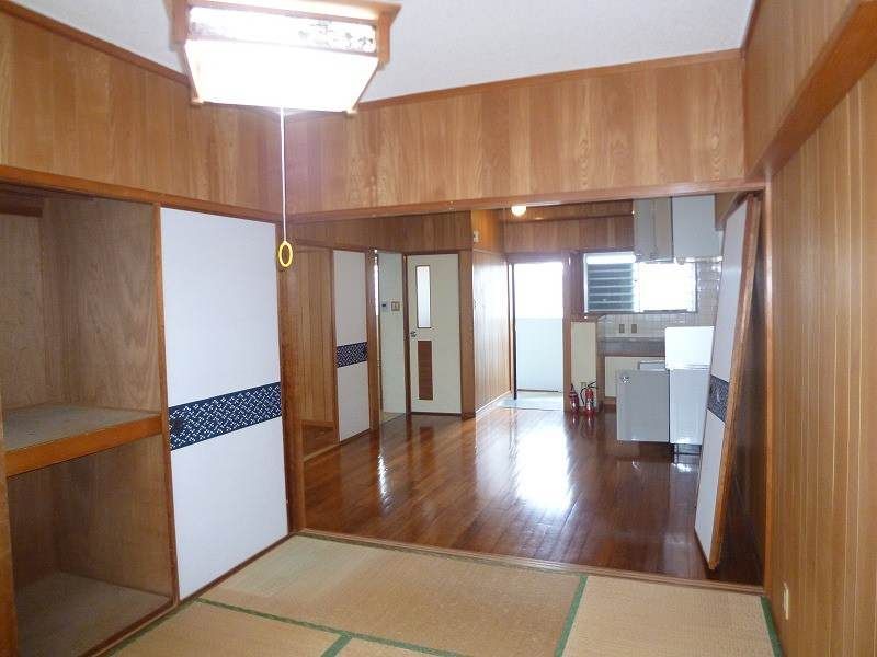 3LDK Apartment for Rent in Urasoe, Okinawa - No Deposit - Thumbnail 4