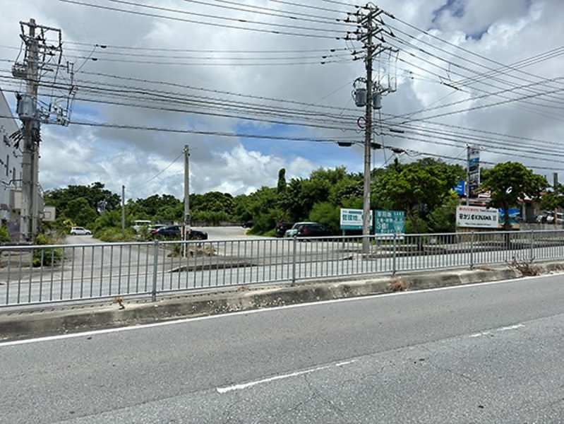 5,116 sqm Commercial Land for Sale on Kokutai Dori, Chatan, Okinawa - Thumbnail 2