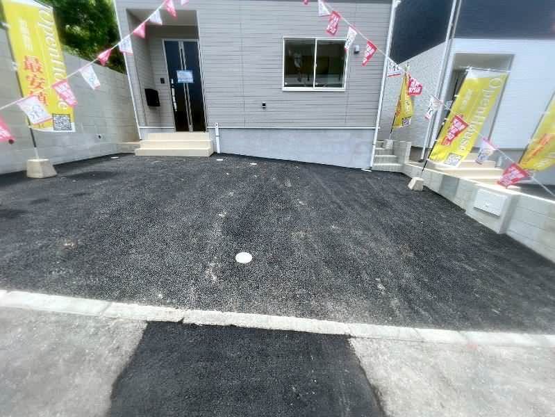 New 4LDK House in Nakagusuku Village, Okinawa - 2025 Build - Thumbnail 3