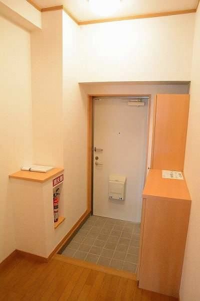 3LDK Apartment for Rent in Makishi, Naha City, Okinawa - Thumbnail 4
