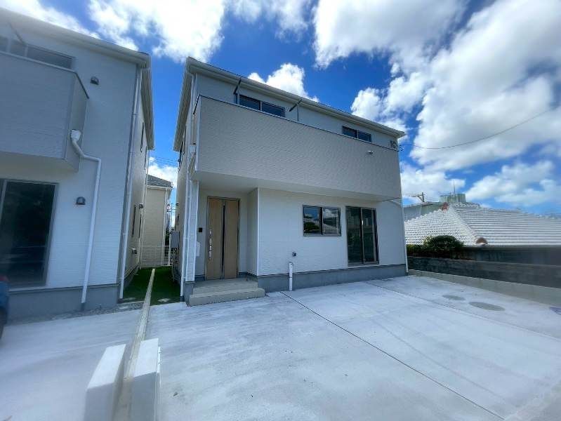 New 4LDK House in Haebaru Town, Okinawa - Thumbnail 2