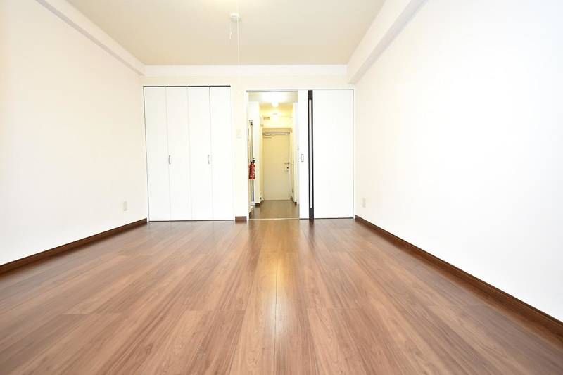 Park Side VILLA 1K Apartment for Rent in Okinawa City - Thumbnail 3