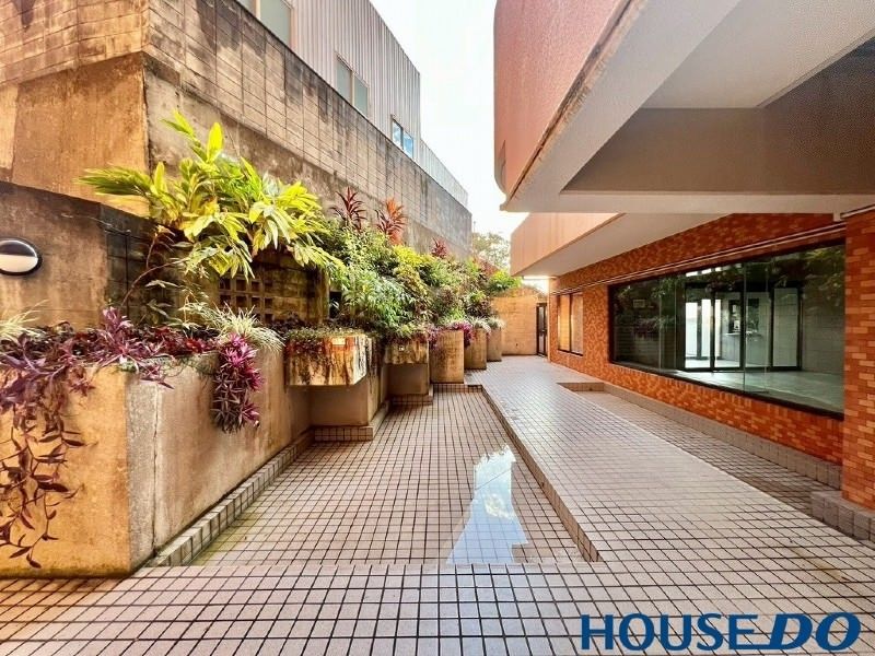 Lions Mansion Hills Kiyuna 7F 3LDK Ocean View Apartment Ginowan - Thumbnail 4