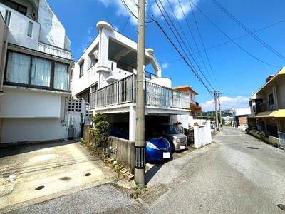 Oceanview 3LDK House in Nishihara Town with Double Parking — Image 2, Nishihara, Okinawa