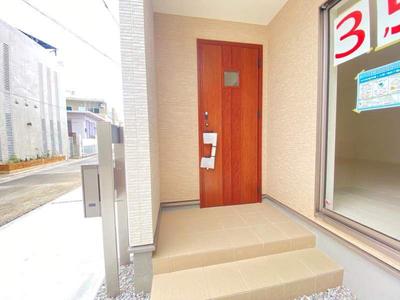 New 3LDK House in Kadena Town - Near Schools and Amenities — Image 2, Kadena, Okinawa