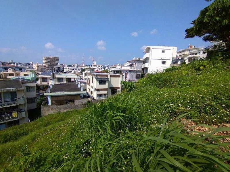 Large 1885 sqm Land for Sale in Ueda, Tomigusuku, Okinawa - Thumbnail 3