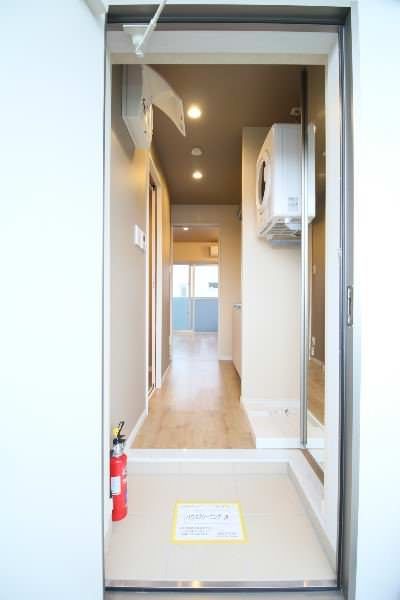 1K Apartment for Rent in Yaese Town, Okinawa - 20.1 sqm - Thumbnail 4