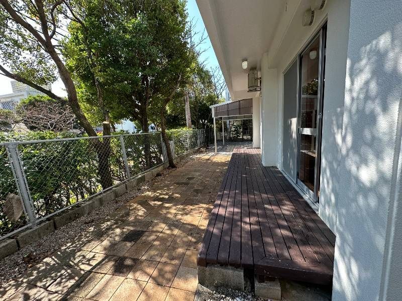 3LDK Reinforced Concrete House with Garden in Chatan, Okinawa - Thumbnail 4