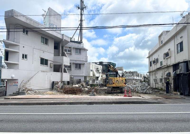 Land for Sale in Miyazato, Uruma City, Okinawa - 360 sqm - Thumbnail 2