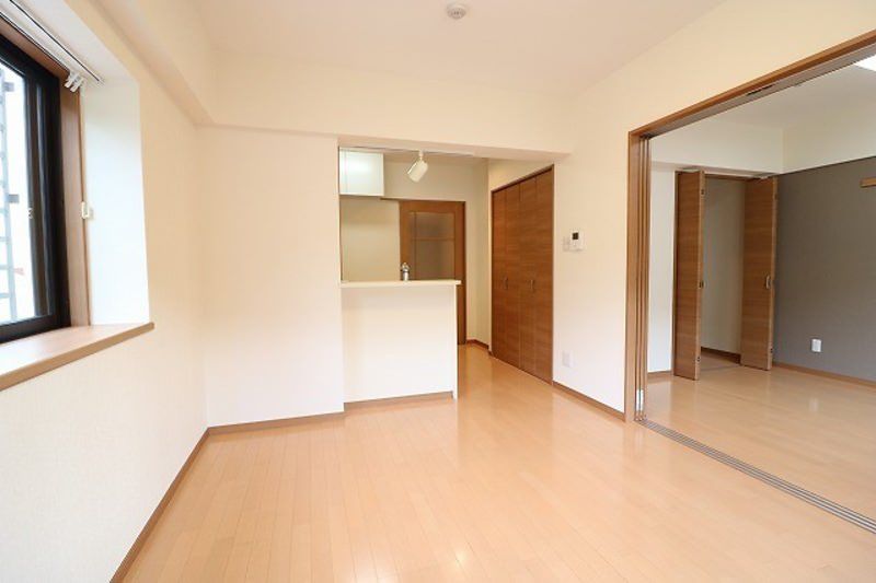 Belwood 1LDK Apartment for Rent in Yaese Town, Okinawa - Thumbnail 4