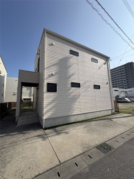 3LDK House for Rent in Toyosaki, Tomigusuku, Okinawa - Thumbnail 3