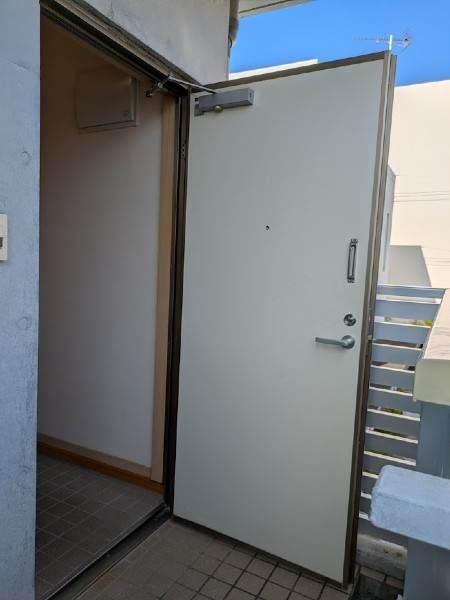 6LDK Two-Generation RC House for Sale in Naha, Okinawa - Thumbnail 4