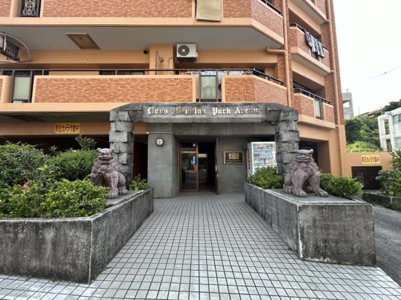 2DK Apartment for Sale in Sumiyoshi, Okinawa City - Thumbnail 3