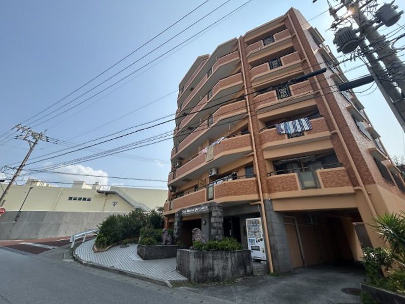 2DK Apartment for Sale in Sumiyoshi, Okinawa City - Thumbnail 4