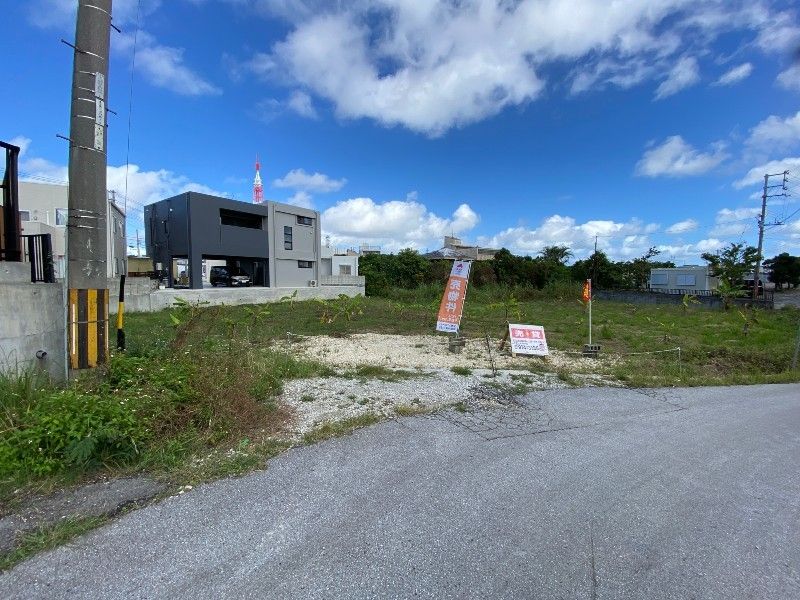 Land for Sale in Nobe, Tomigusuku City, Okinawa - 1231 sqm - Thumbnail 3