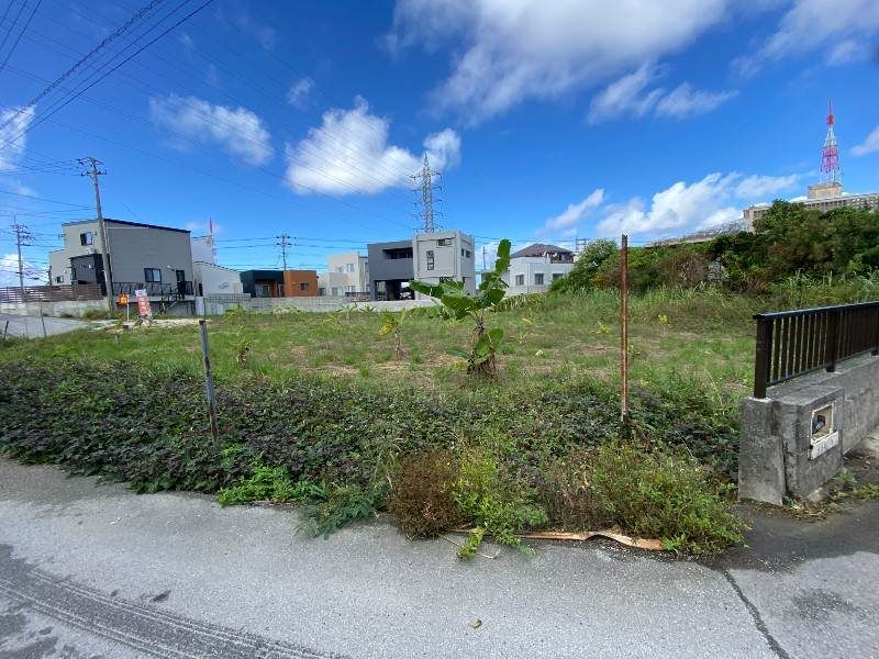 Land for Sale in Nobe, Tomigusuku City, Okinawa - 1231 sqm - Thumbnail 4
