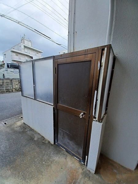 2DK Apartment for Rent in Urasoe, Okinawa - Maison Nakayama - Thumbnail 3