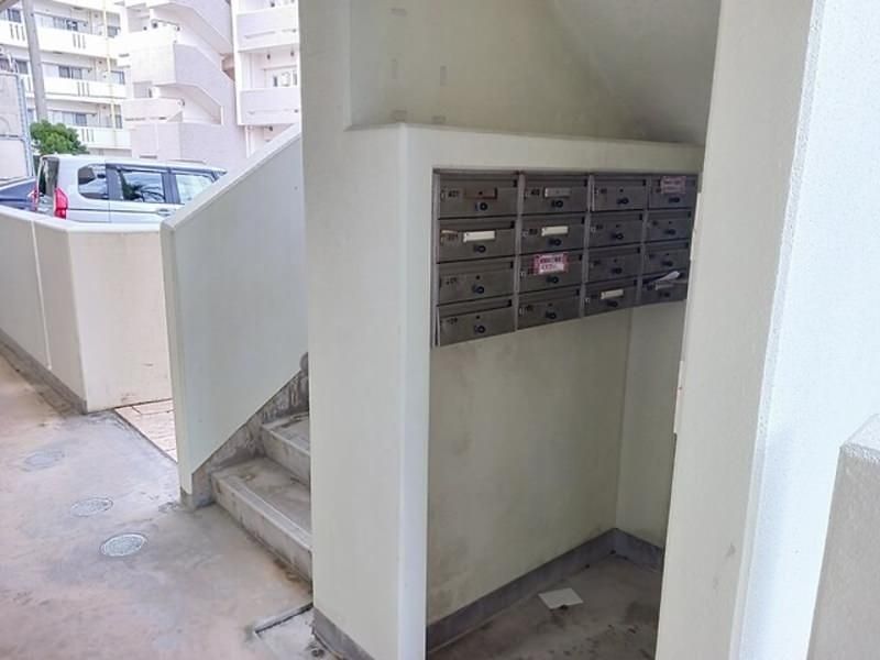 2LDK Seaside Happy Apartment for Rent in Yonabaru, Okinawa - Thumbnail 4