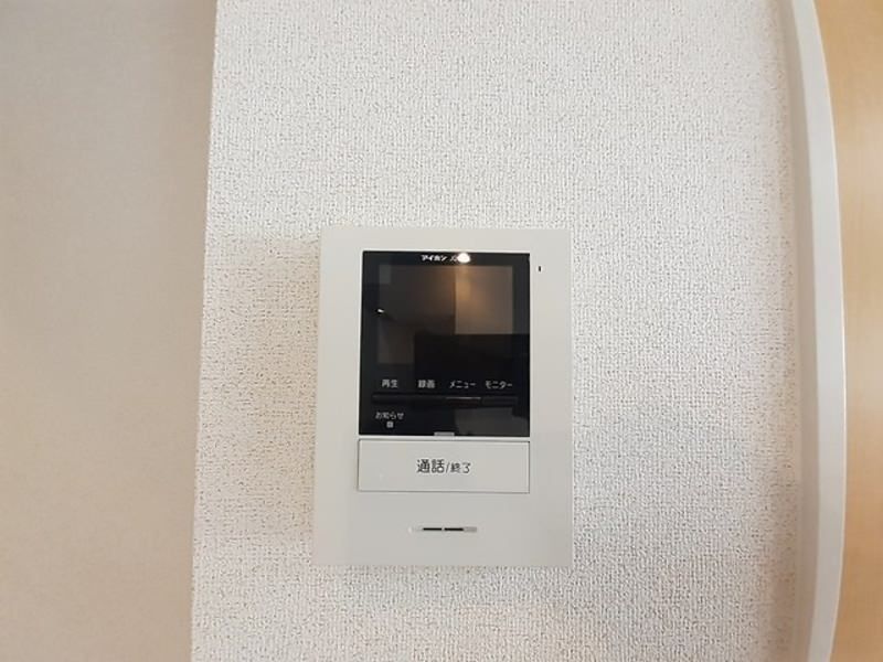 2LDK Apartment for Rent in Ginowan City, Okinawa - Thumbnail 2