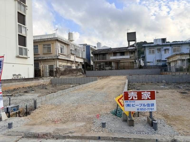 New 3LDK Wooden House in Yonabaru, Okinawa with Perks - Thumbnail 4