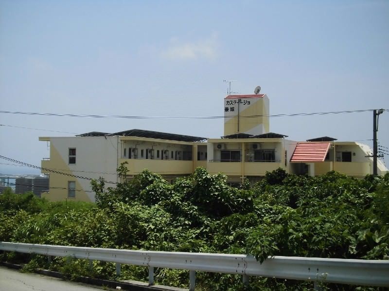 1R Apartment for Rent in Itoman City, Okinawa - 35,000 Yen - Thumbnail 2