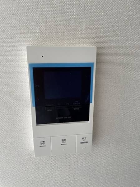 Modern 1K Apartment for Rent in Naha, Okinawa with Free Wi-Fi - Thumbnail 4