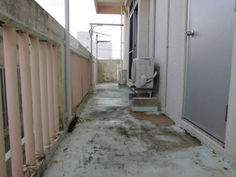 Co-op Tamaki 3K Apartment for Rent in Chatan, Okinawa - Thumbnail 2