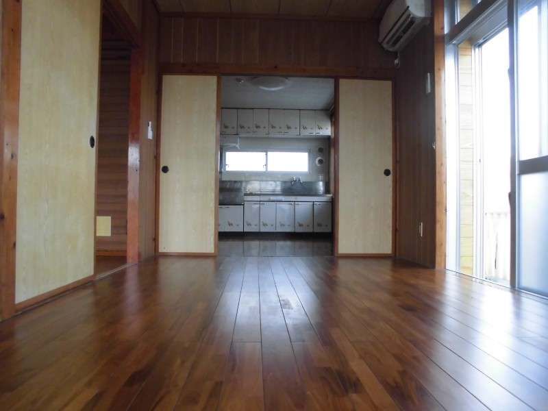 Co-op Tamaki 3K Apartment for Rent in Chatan, Okinawa - Thumbnail 3