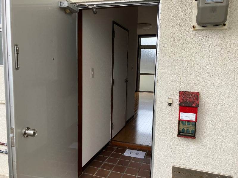 2DK Apartment for Rent in Ginowan City, Okinawa - Thumbnail 4