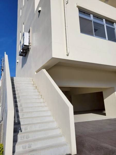 UpLand Murokawa II Sky Hills 2LDK Condo in Okinawa City - Thumbnail 3
