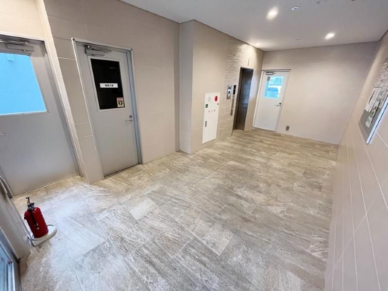 Premium Court Yogi 2 Corner Unit Apartment for Sale in Okinawa City - Thumbnail 3