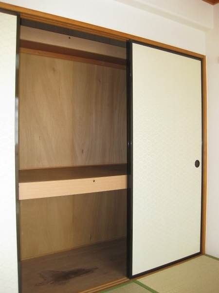 2LDK Apartment for Rent in Urasoe City, Okinawa - Thumbnail 2