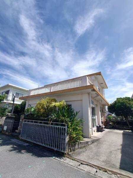 4LDK Used House for Sale in Chatan Miyagi, Okinawa - Thumbnail 2