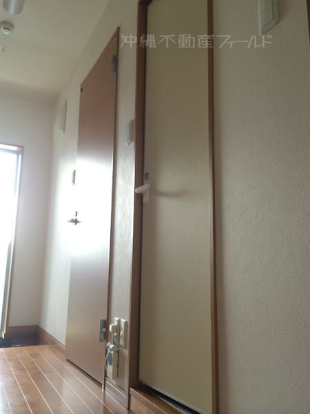 1K Apartment for Rent in Urasoe, Okinawa - 23 sqm - Thumbnail 2