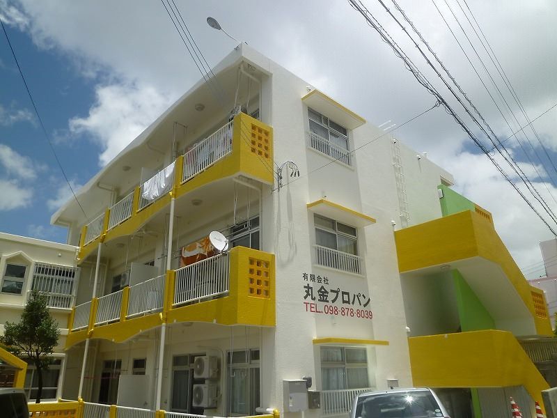 1LDK Apartment for Rent in Ginowan City, Okinawa with Ocean View - Thumbnail 2