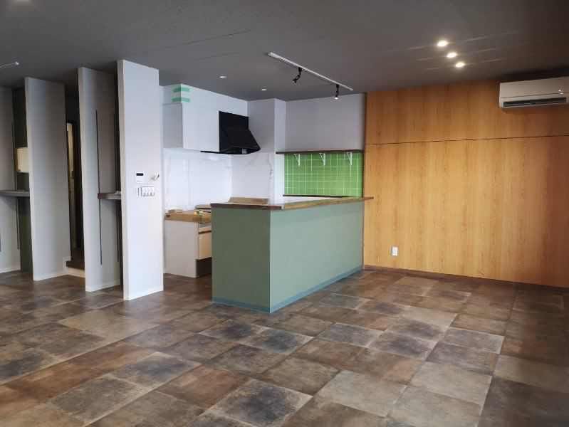 Pet-Friendly 3LDK SOHO Apartment for Rent in Kadena, Okinawa - Thumbnail 3