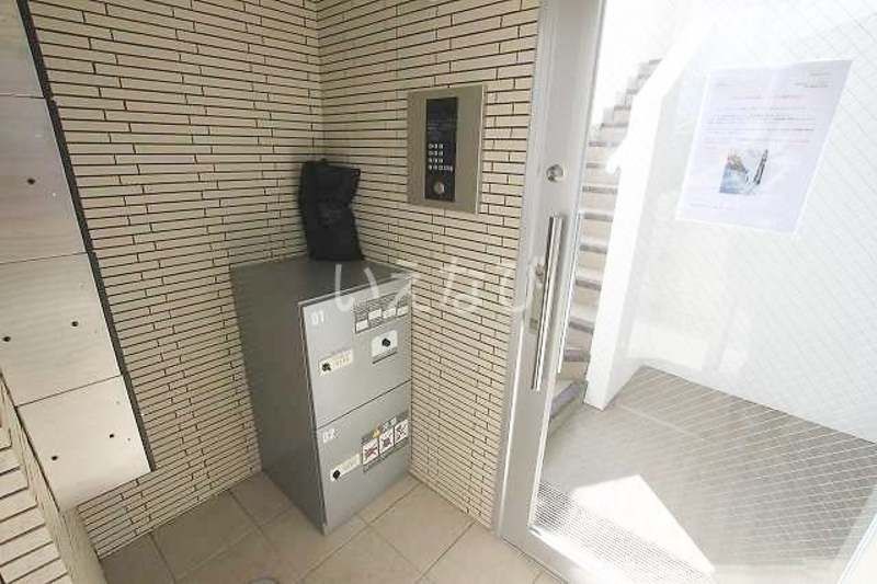 1K Apartment for Rent in Uehara, Naha City, Okinawa - Thumbnail 4