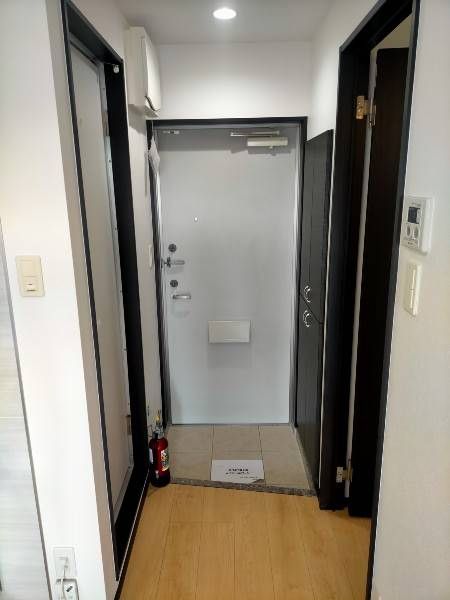 Modern 1K Apartment in Naha Maji with Free High-Speed Internet - Thumbnail 4