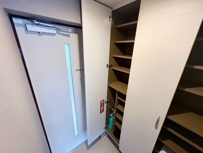 F Stage Toyosaki Riverfront 2LDK Apartment for Rent in Tomigusuku - Thumbnail 2
