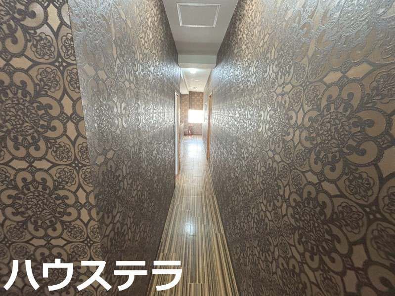 Okinawa City Central Commercial Building with Shops & Minpaku - Thumbnail 3