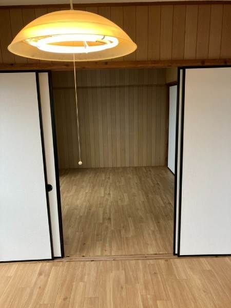Renovated 2DK Apartment for Rent in Urasoe, Okinawa - Thumbnail 3