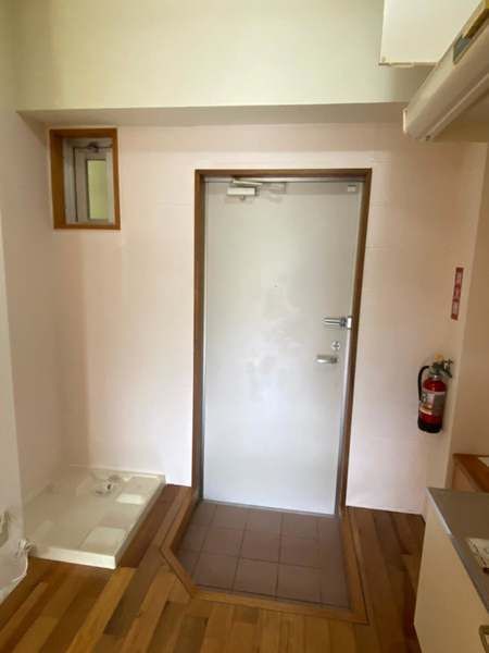 1K Apartment for Rent in Henoko, Nago City, Okinawa - Thumbnail 3