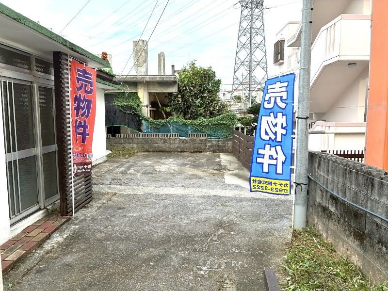 4DK Detached House for Sale in Okinawa City, Minamomomohara - Thumbnail 4