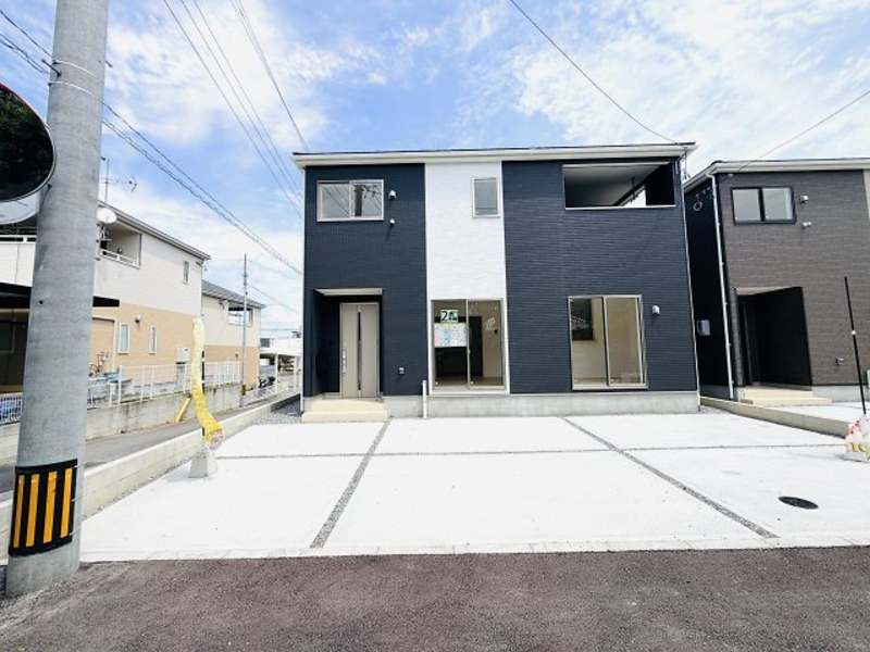 New Build 4LDK House in Yaeze Town, Okinawa with Parking - Thumbnail 2