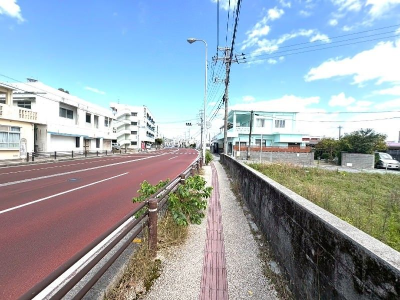 Vacant Residential Land for Sale in Itarashiki, Yonabaru, Okinawa - Thumbnail 2