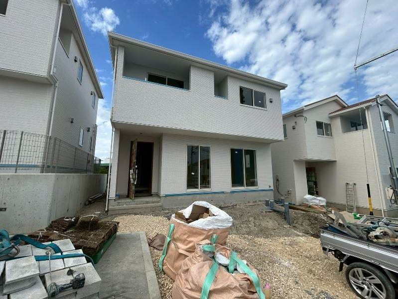 New 4LDK House in Nanjo City, Okinawa - 2026 Completion - Thumbnail 2
